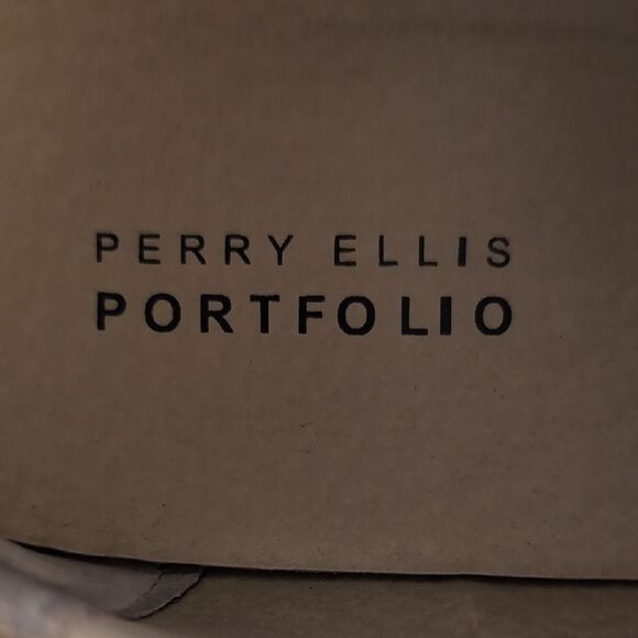 Perry Ellis Brown Oxford Shoes with Dark Soles - Picture 2 of 7